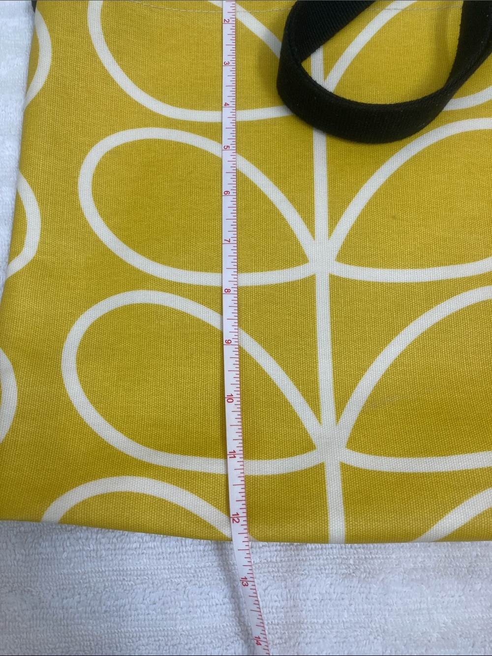 Orla Kiely Yellow and White Floral Canvas Crossbody Bag with Black Strap - Picture 8 of 9